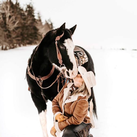 Meet your Posher, Jenny - Picture 1 of 1